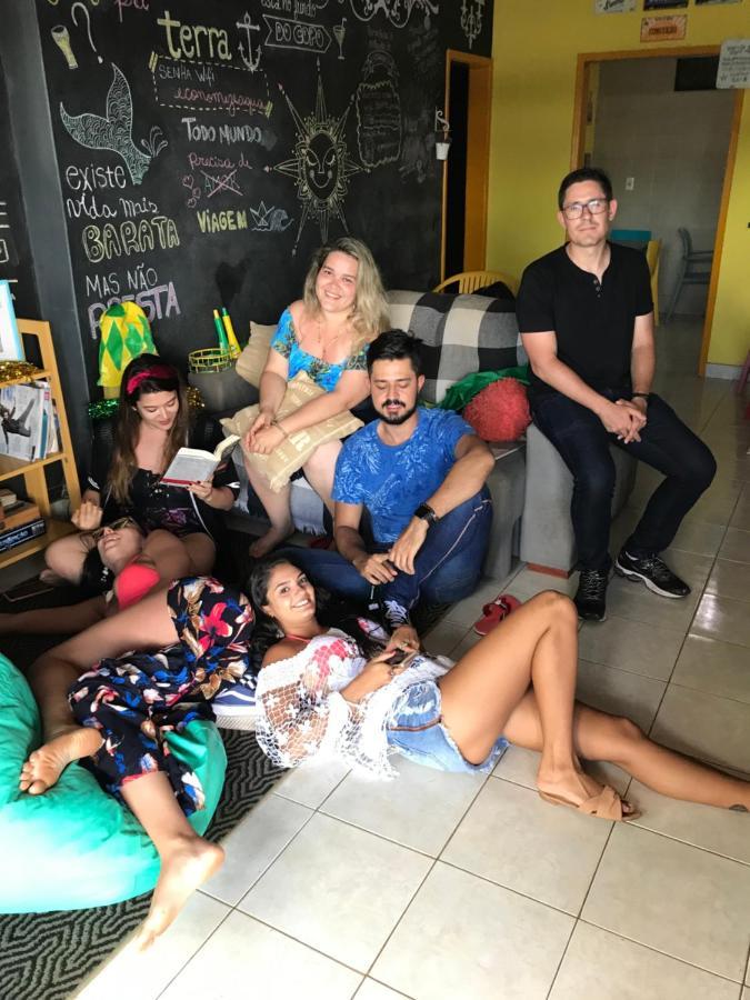 Casa Swell Hostel Фернанду ди Нороня Екстериор снимка
