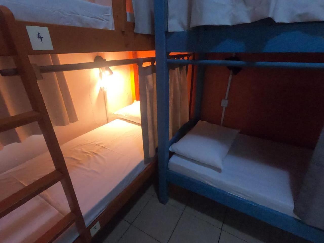 Casa Swell Hostel Фернанду ди Нороня Екстериор снимка
