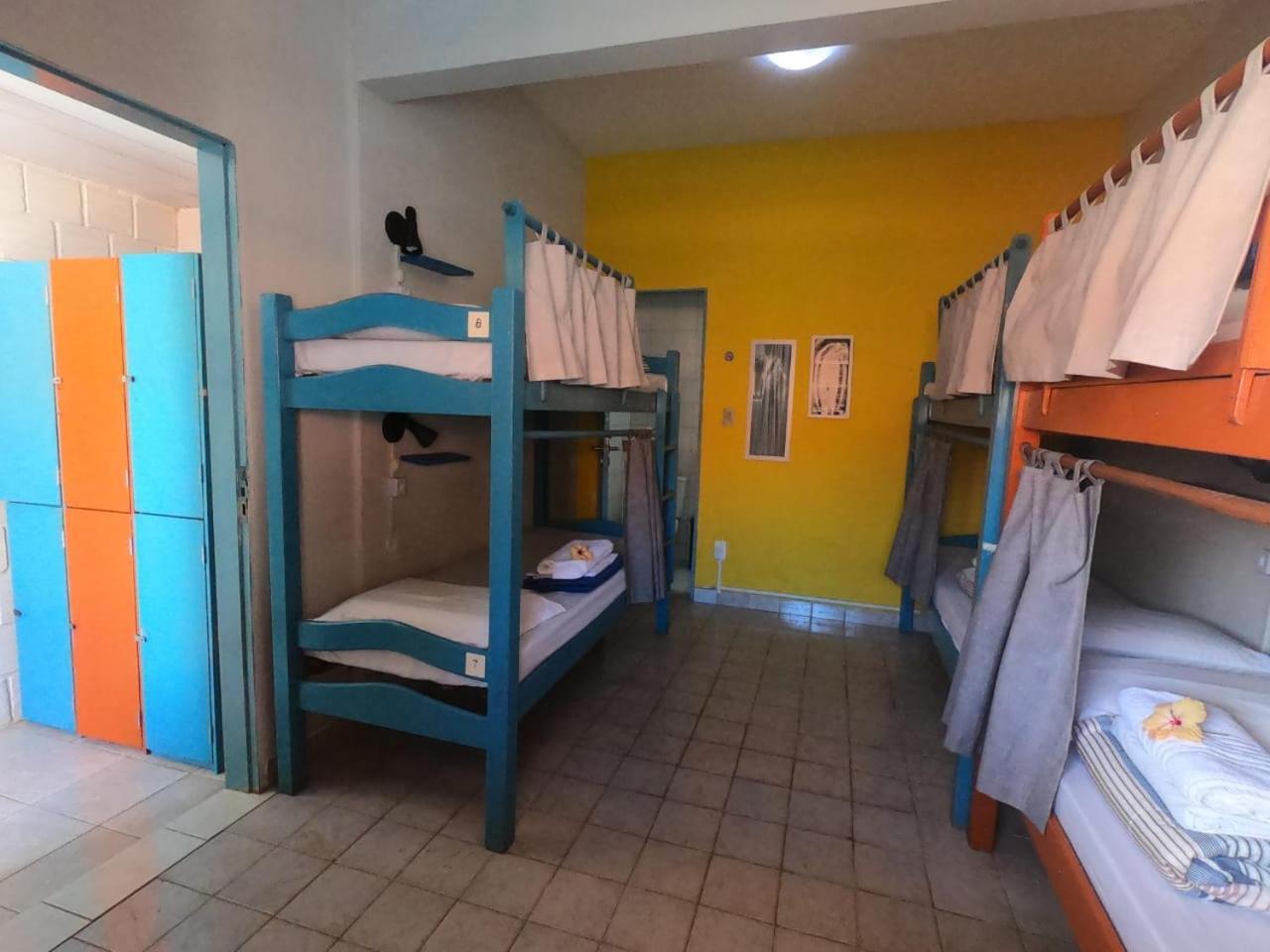 Casa Swell Hostel Фернанду ди Нороня Екстериор снимка