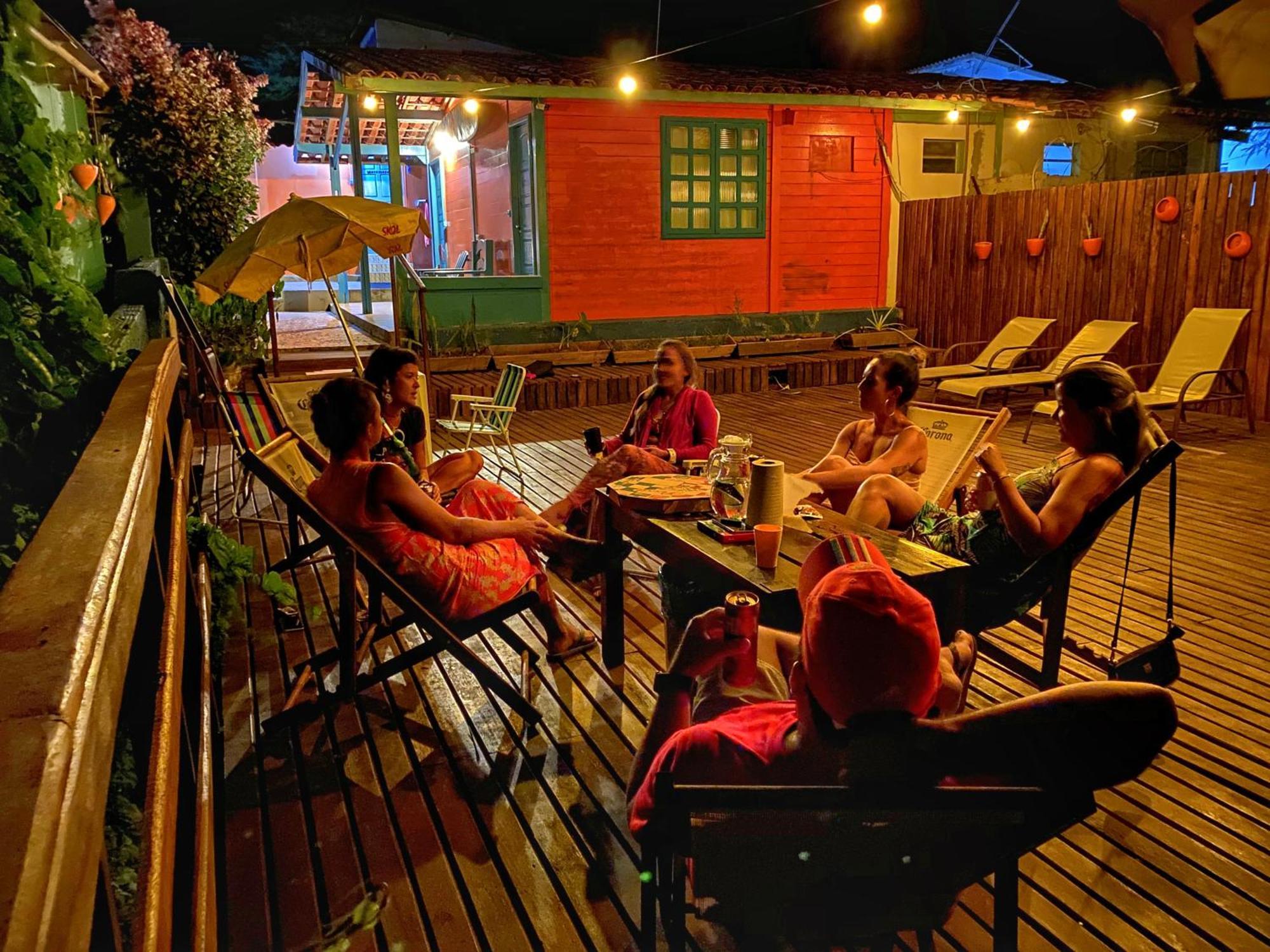 Casa Swell Hostel Фернанду ди Нороня Екстериор снимка